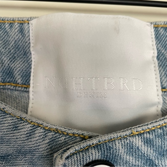 EUC NGHTBRD Denim Straight Leg, Light Wash Jeans Women Size 25 - Picture 3 of 5